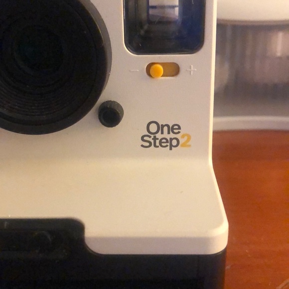 Polaroid camera - Picture 3 of 3